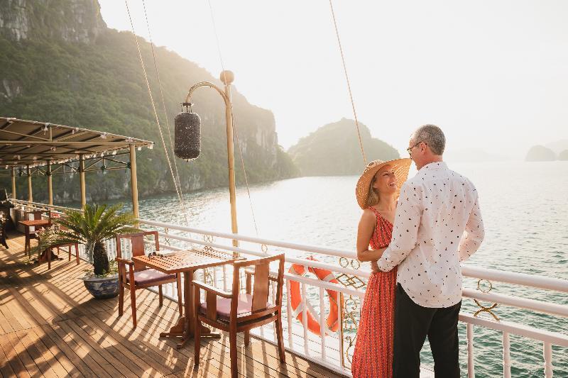 Heritage Line Violet Cruise - Halong Bay & Lan Ha Bay Ha Long Exteriér fotografie